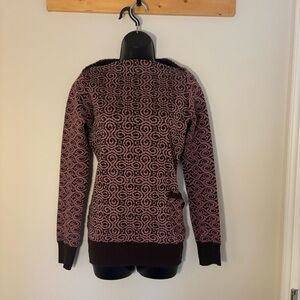 #💙52 Ruelle Eclectic Sweater